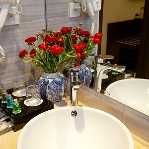 Deluxe Double or Twin Room City View